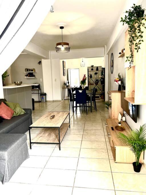 Modern Condo With Garage Near The Square And Beach Éjo Kültér fotó
